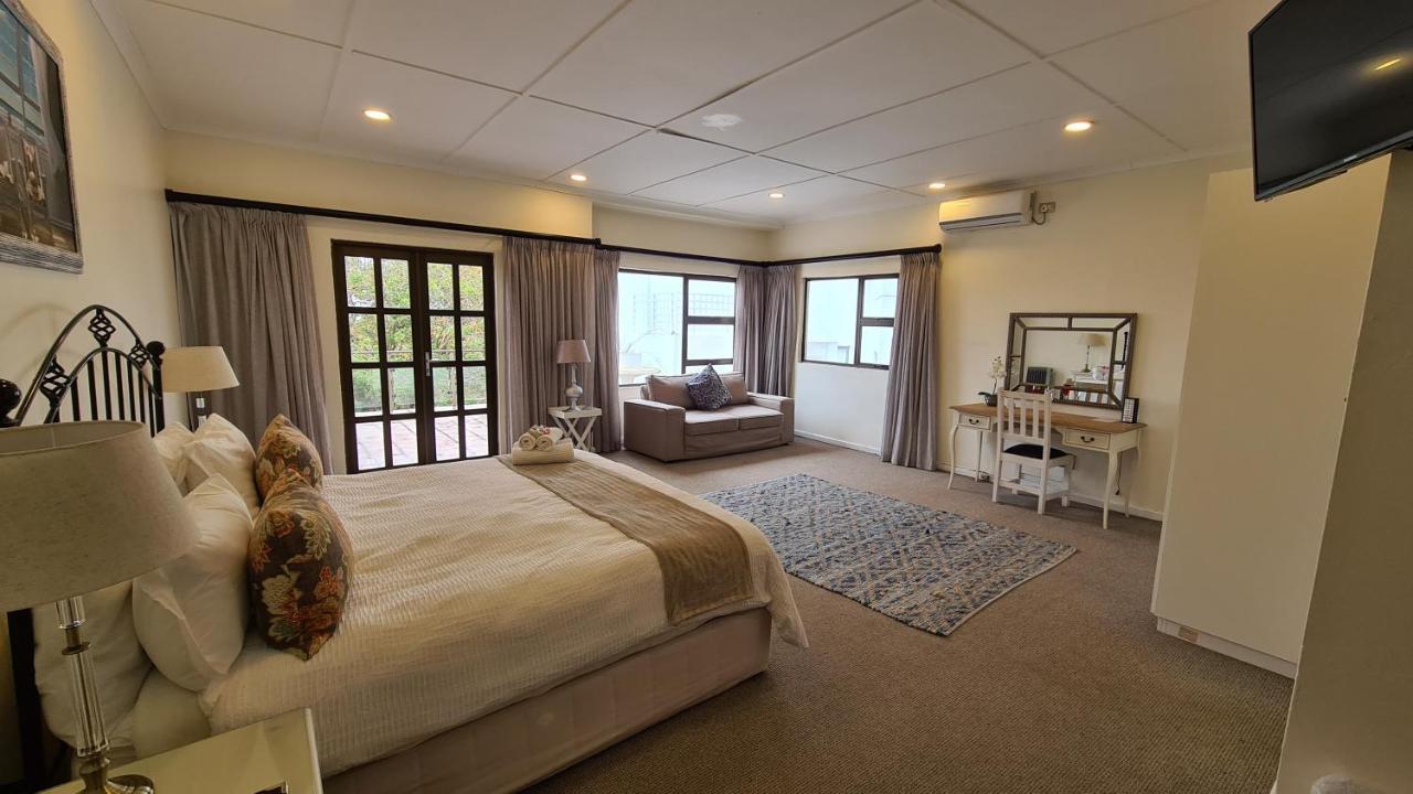 Hathaway Guest House Ист-Лондон Экстерьер фото