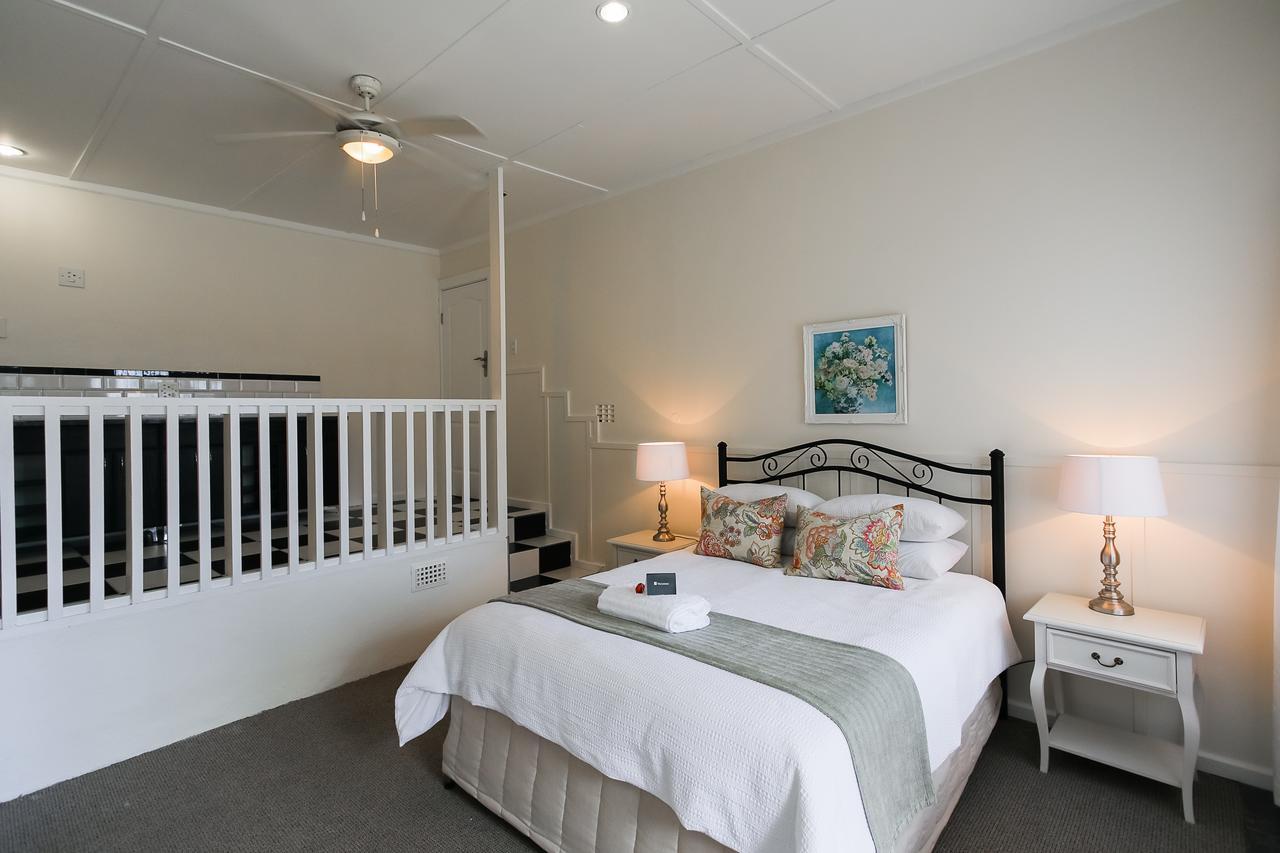 Hathaway Guest House Ист-Лондон Экстерьер фото